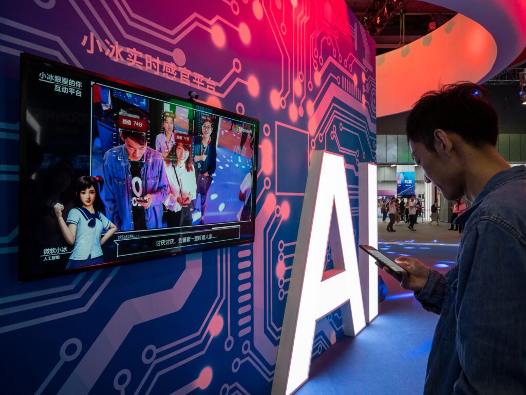 中国のデジタル経済規模997兆円に、今年の主役は生成AI
