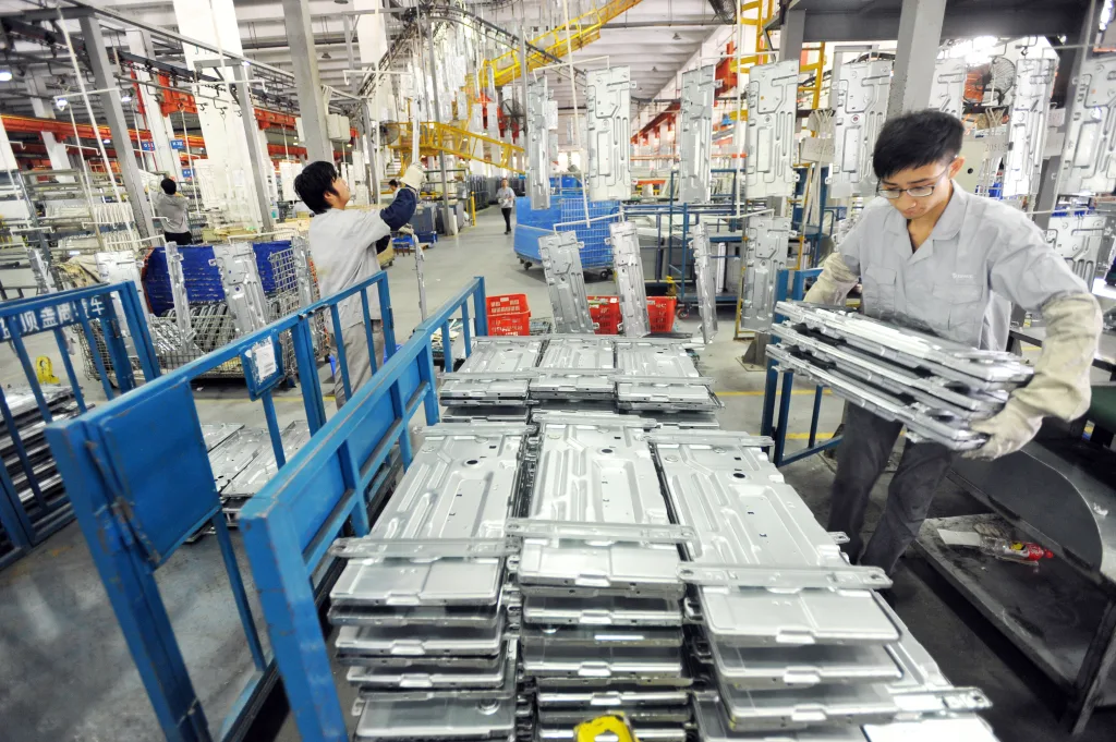中国製造業の人手不足3000万人、新エネ車やICT領域など